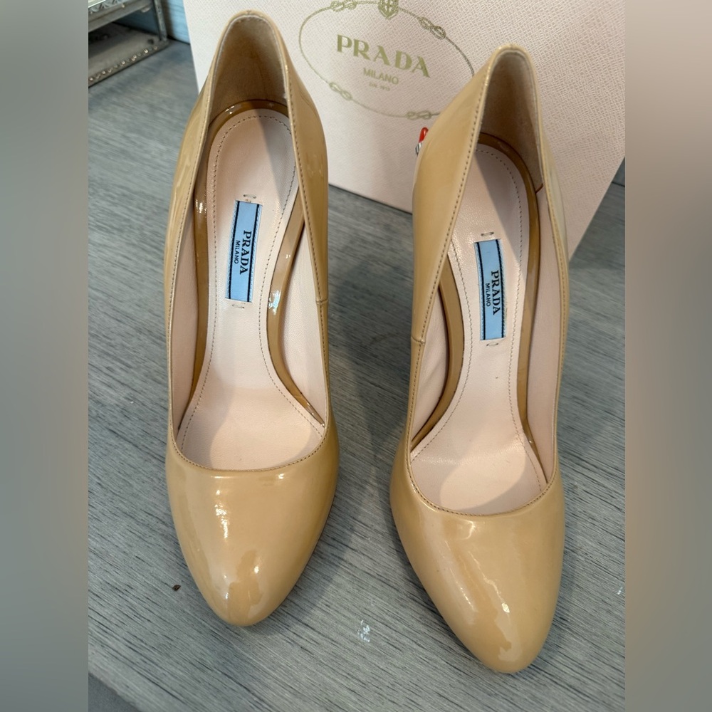 ***SOLD*** Prada Spring 2012 Patent Leather Hot Rod Heels- NIB - Picture 5 of 11